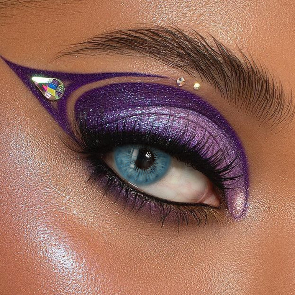 Close-up of Mesiru Firework Blue Contact Lenses on eyes
